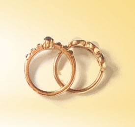 Yellow Gold And Dimond Ring